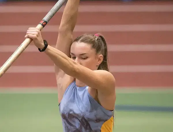 Yana Gladychuck
